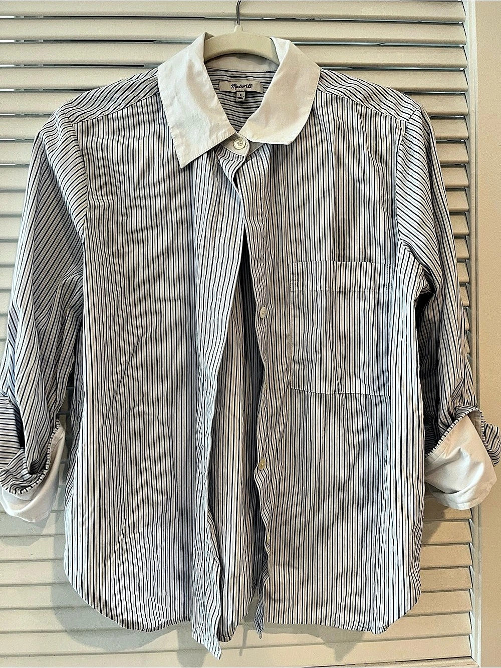 Madewell Striped Button Down in White & Blue Size Small